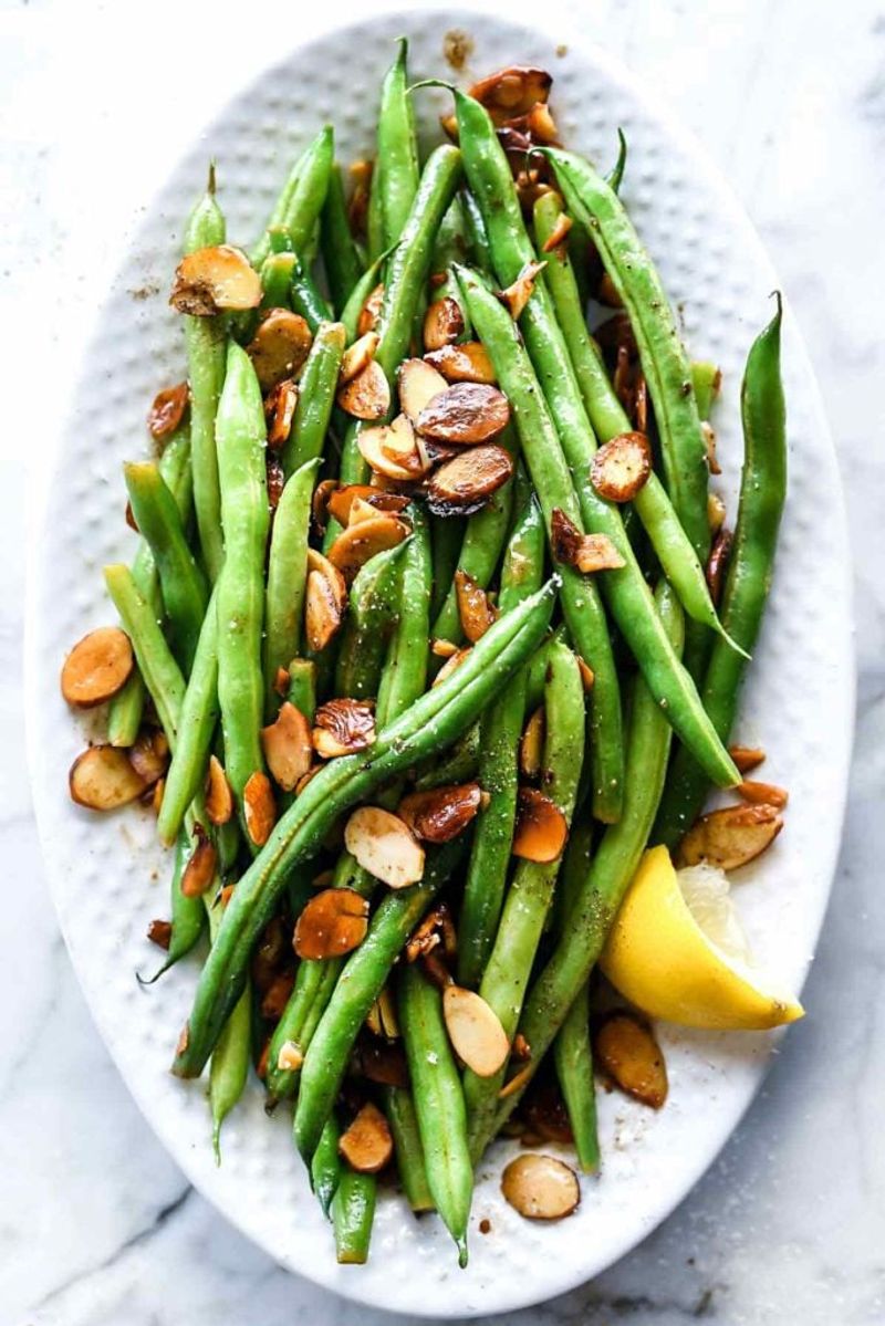 Green beans almondine