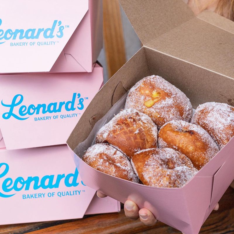 Leonard’s Bakery (Honolulu, Hawaii)