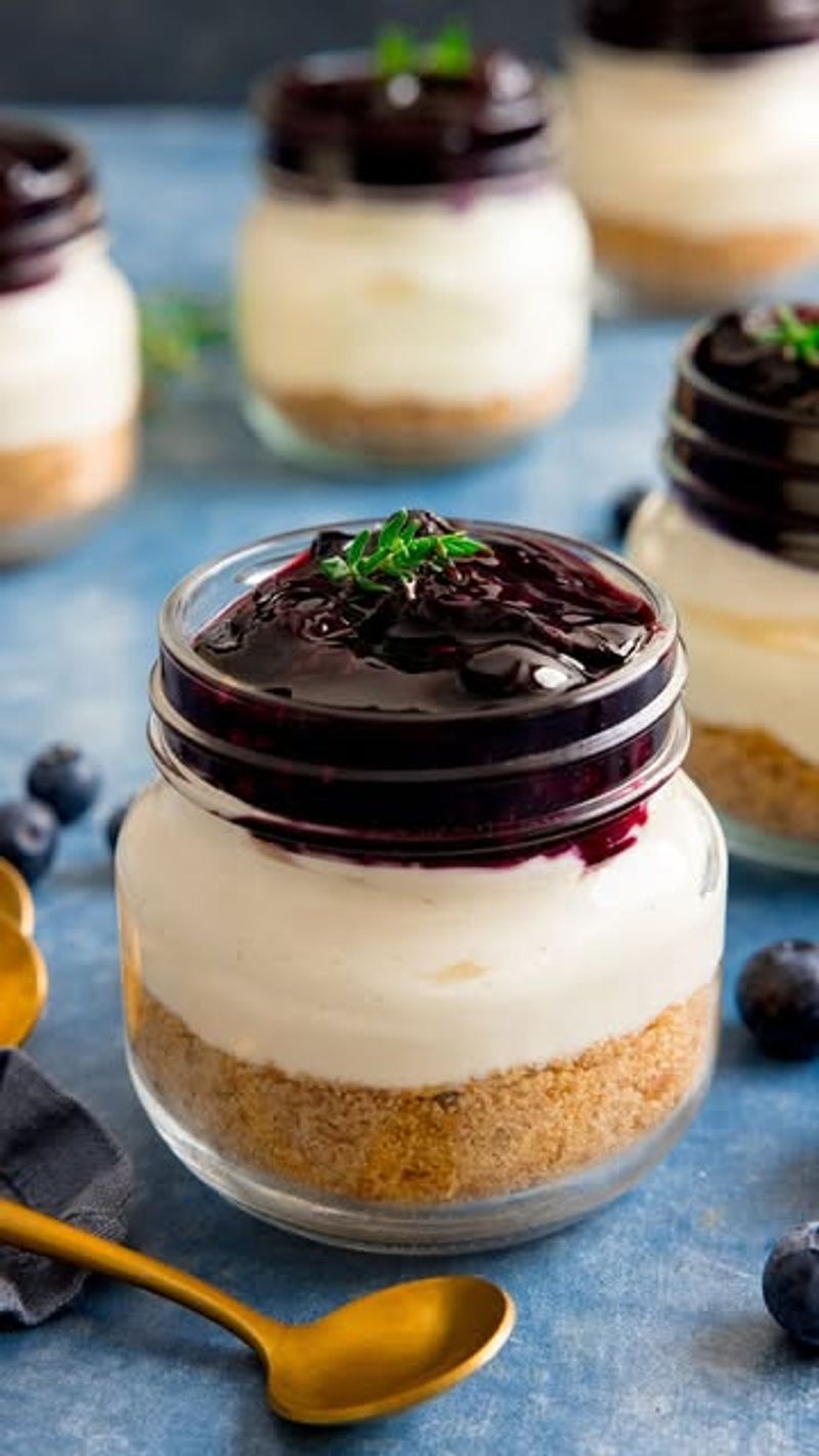 No Bake Berry Cheesecake Cups