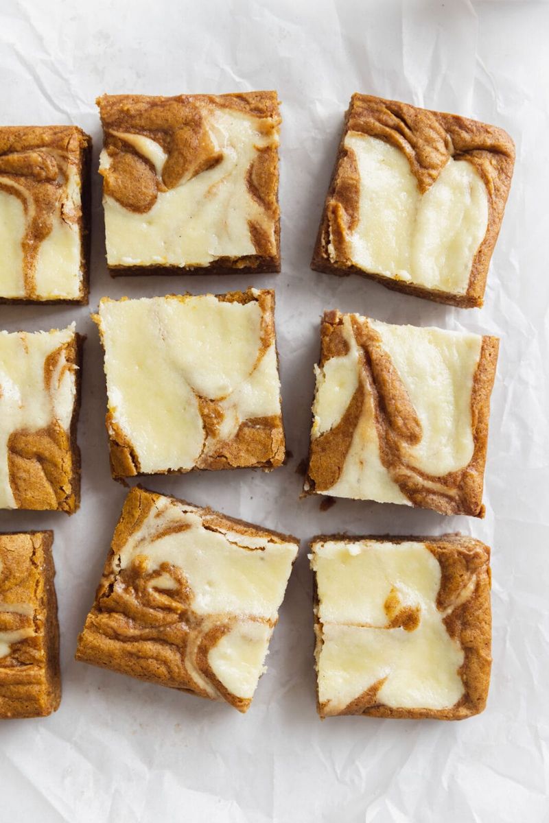 Pumpkin Spice Cream Cheese Bars