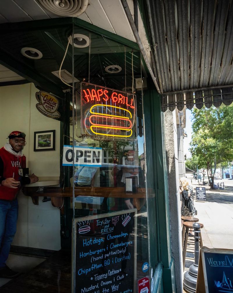 Hap’s Grill — Salisbury