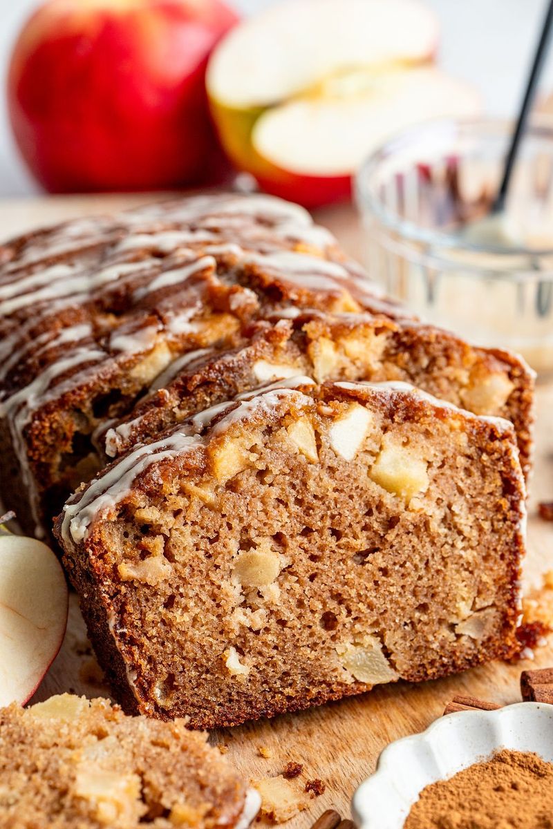 Apple Cinnamon Bread