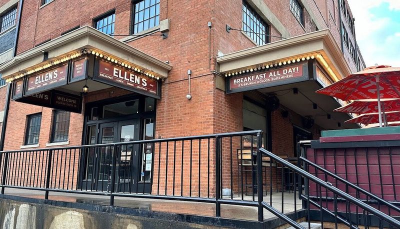 Ellen's - Dallas