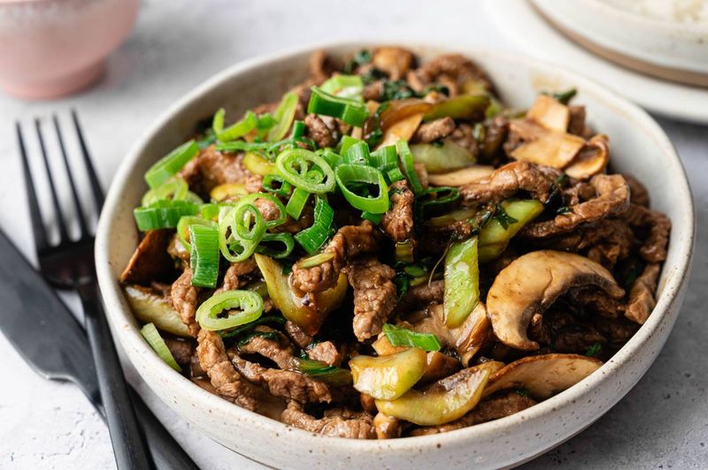 Bok Choy with Beef and Oyster Sauce