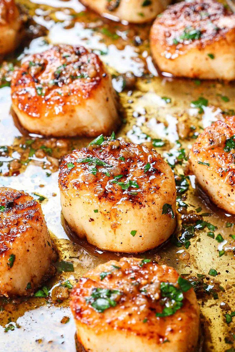 Garlic Parmesan Seared Scallops