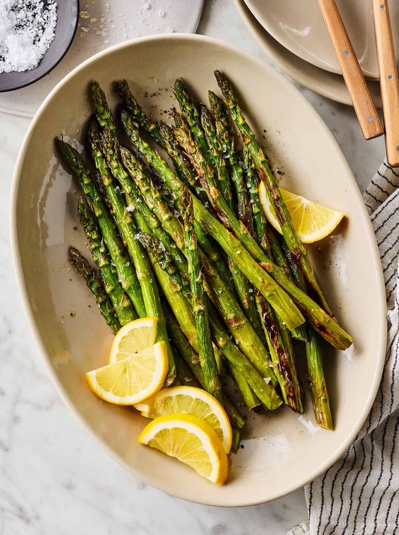Roasted asparagus with lemon zest