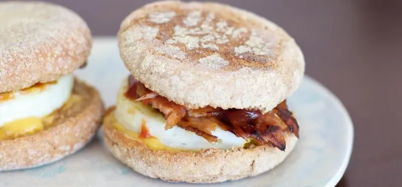 Plain English Muffin With Side Egg