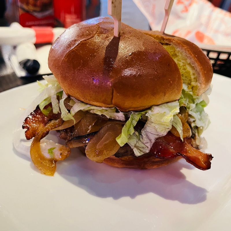 Red Robin Onion Brioche (Fast Casual)