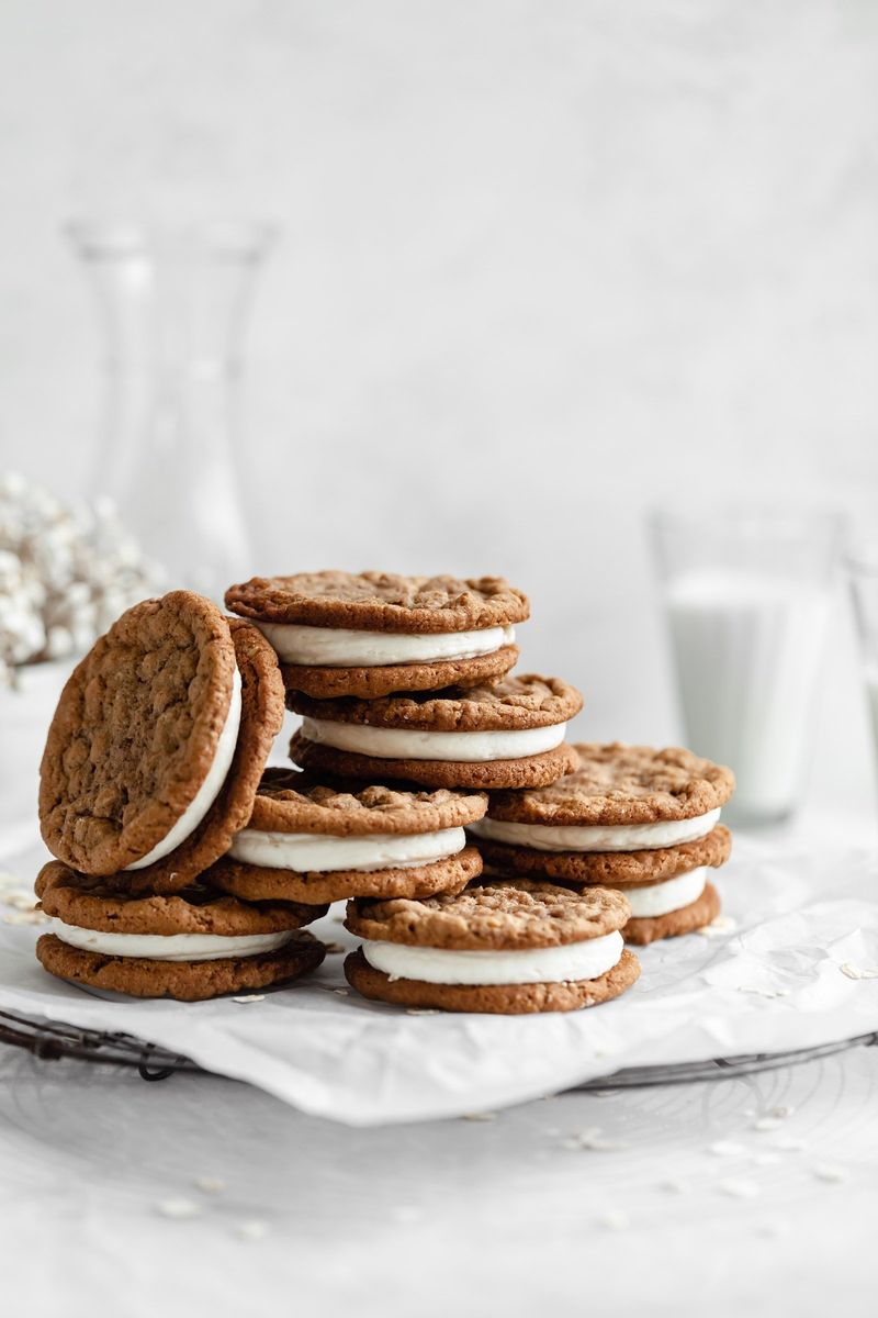 Classic Oatmeal Cream Pies