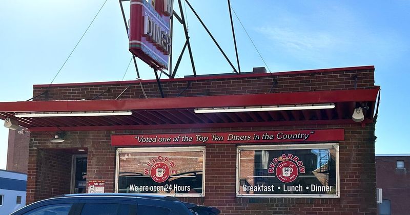 Red Arrow Diner (New Hampshire)