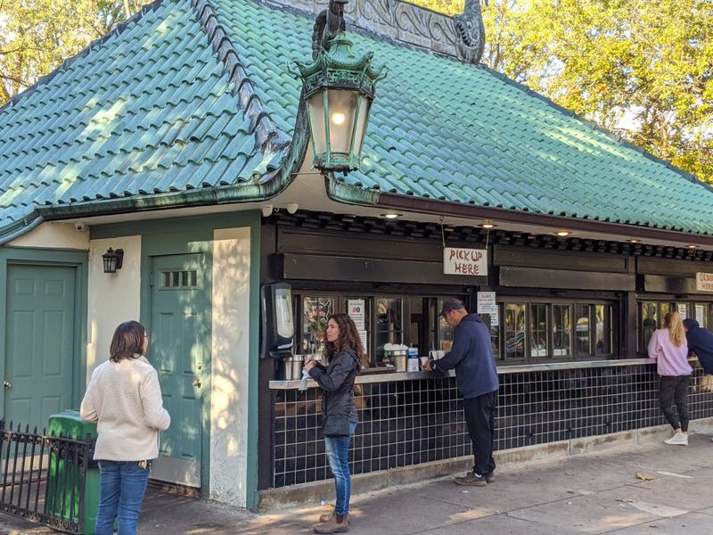 Walter's Hot Dogs