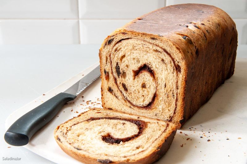Cinnamon Raisin Bread