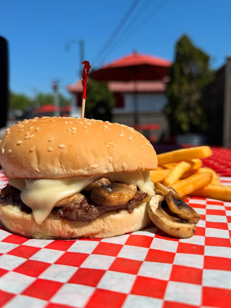 Smash Burger With Chanterelle Gravy