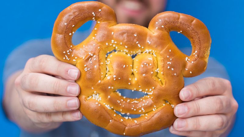 Mickey Pretzel