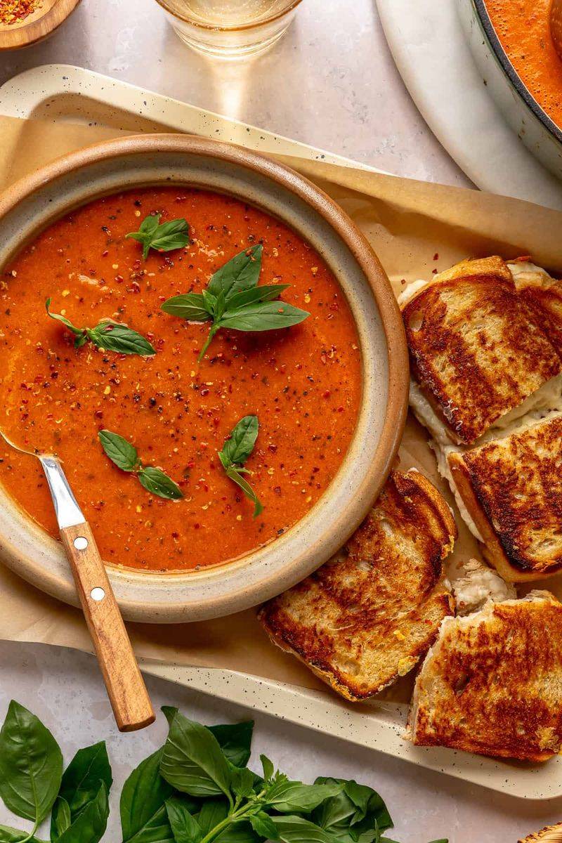 Grilled Cheese And Canned Tomato Soup