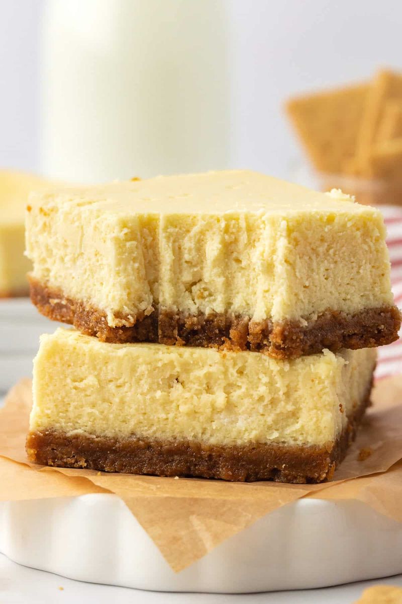 Cheesecake Bars
