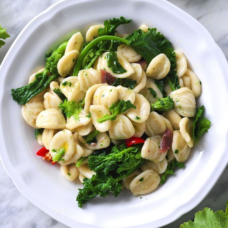 Orecchiette con Cime di Rapa (Puglia)