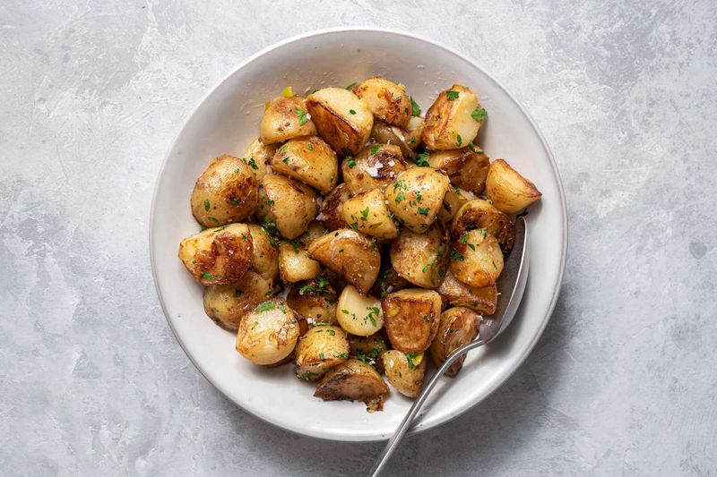 Garlicky Skillet Breakfast Potatoes