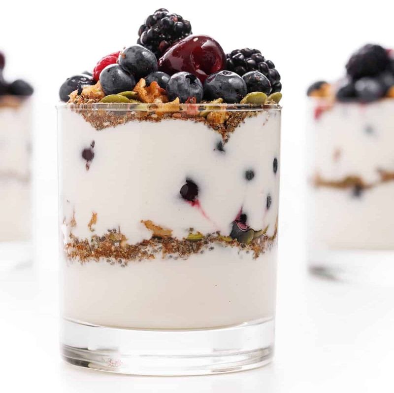 Yogurt Parfait with Granola