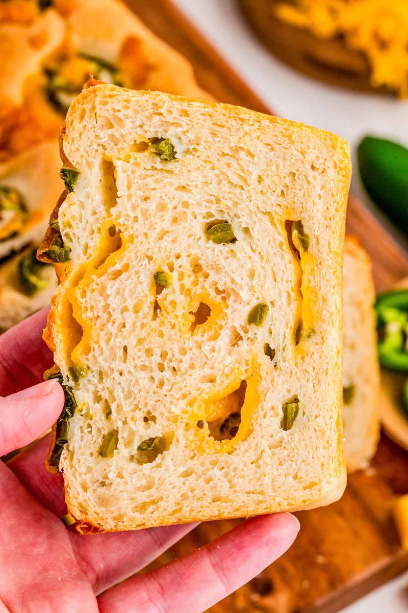 Jalapeño Cheddar Bread