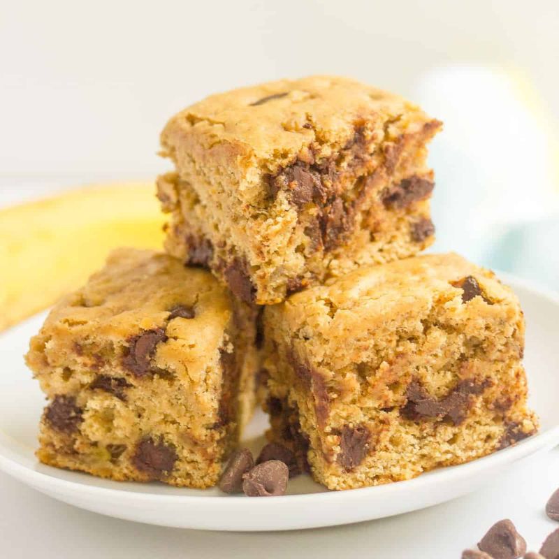 Banana Chocolate Chip Snack Cakes