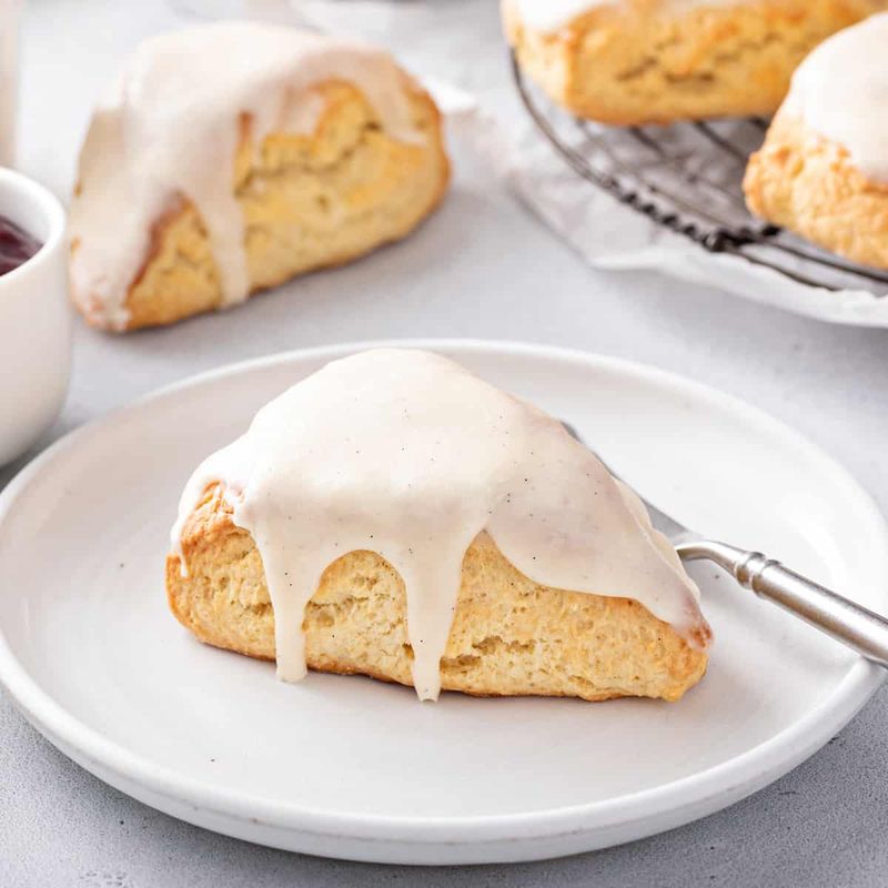 Vanilla Bean Scones