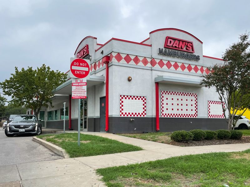 Dan’s Hamburgers — Austin, TX