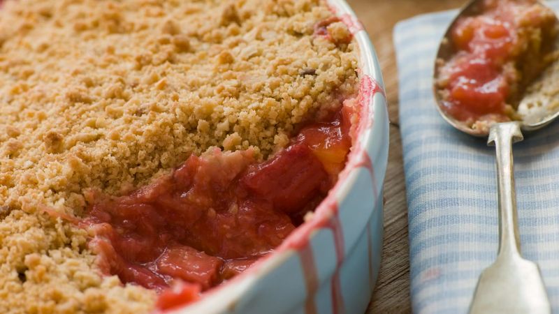 Crumble with Rhubarb