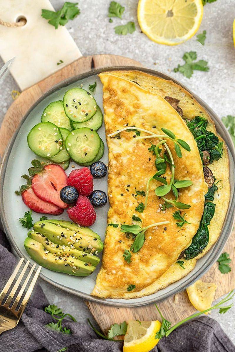 Veggie Omelet + Side Salad