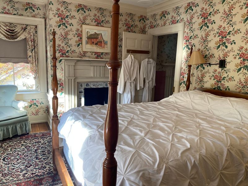 Overnight Accommodations with Historical Charm
