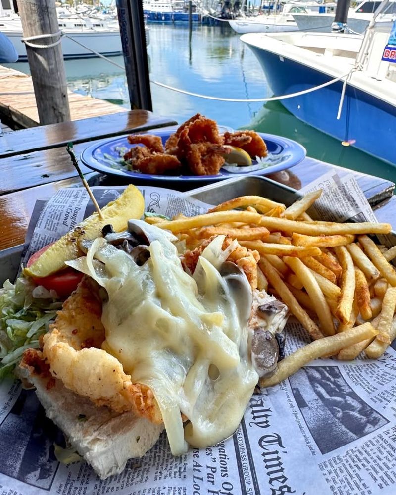 Hogfish Bar & Grill — Stock Island