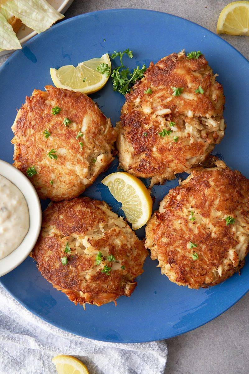 Classic Maryland Crab Cakes