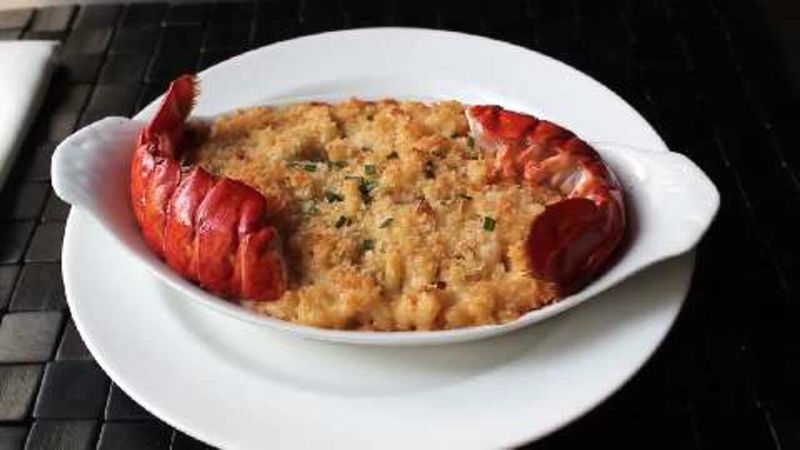 Lobster mac and cheese