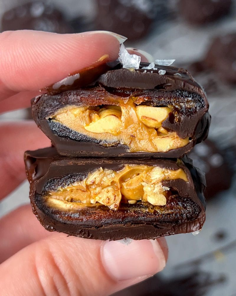 Saltine Peanut Butter Sandwich Bites