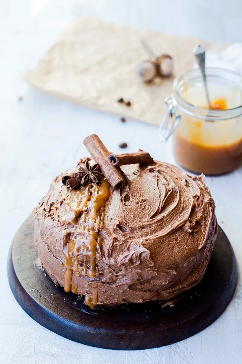 Chai Masala Caramel Cake