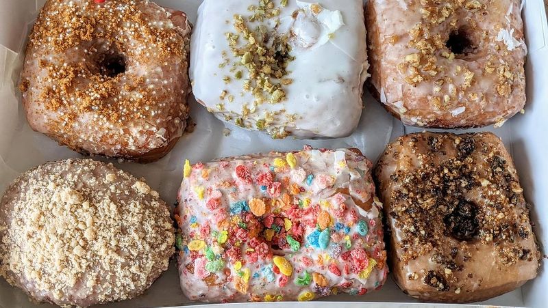 BKeDSHoP: Summerville's Artisanal Donut Paradise