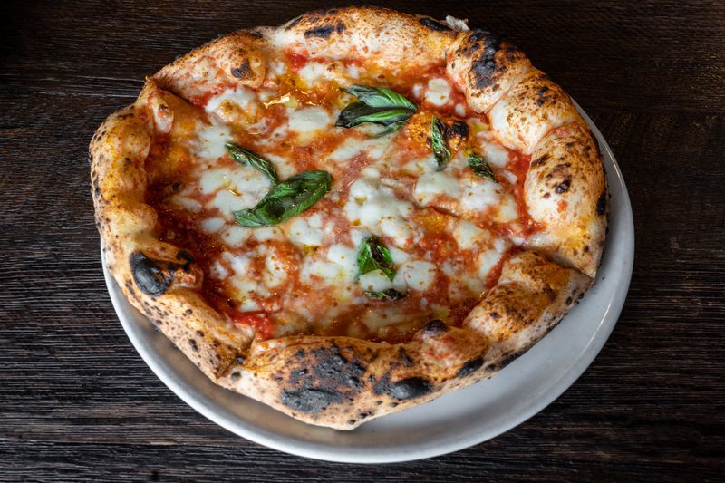 La Leggenda Pizzeria