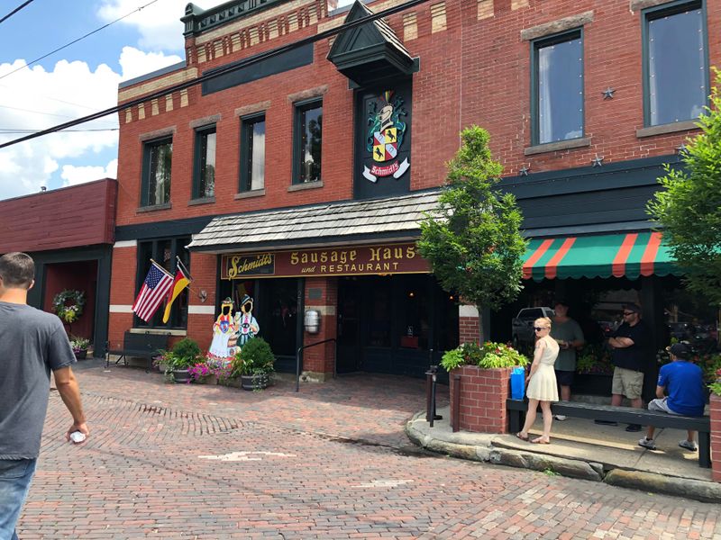 Schmidt’s Sausage Haus, Columbus (German Village)
