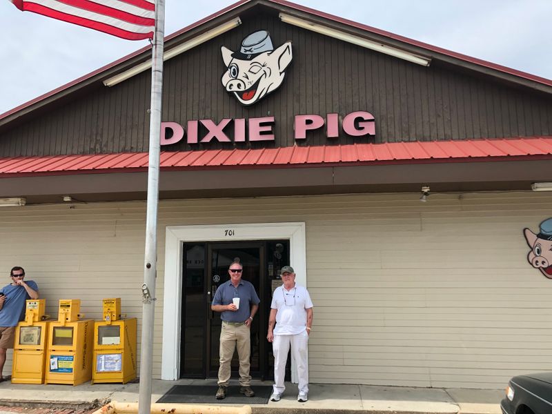 The Dixie Pig (Blytheville)