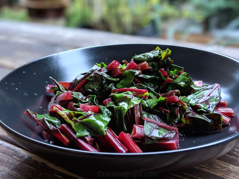 Beet greens (cooked)