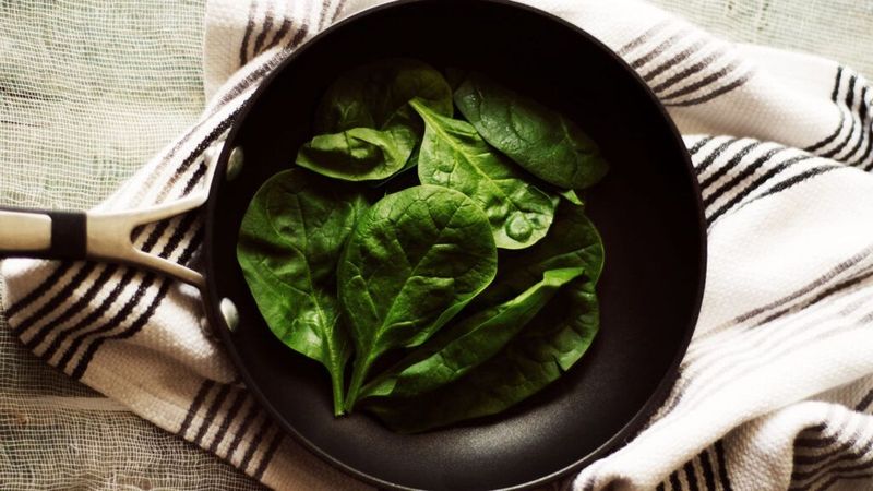 Spinach (cooked)