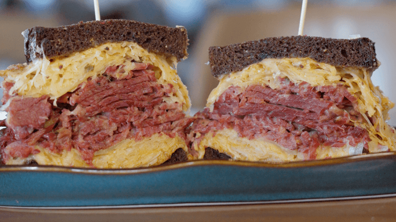 Sandwich-Focused Chains with Broad Reach