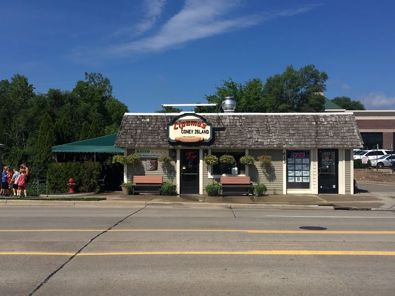 Lipuma’s Coney Island (Rochester, Michigan)