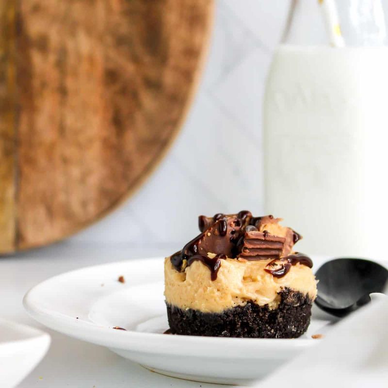 Peanut Butter Mini Pies