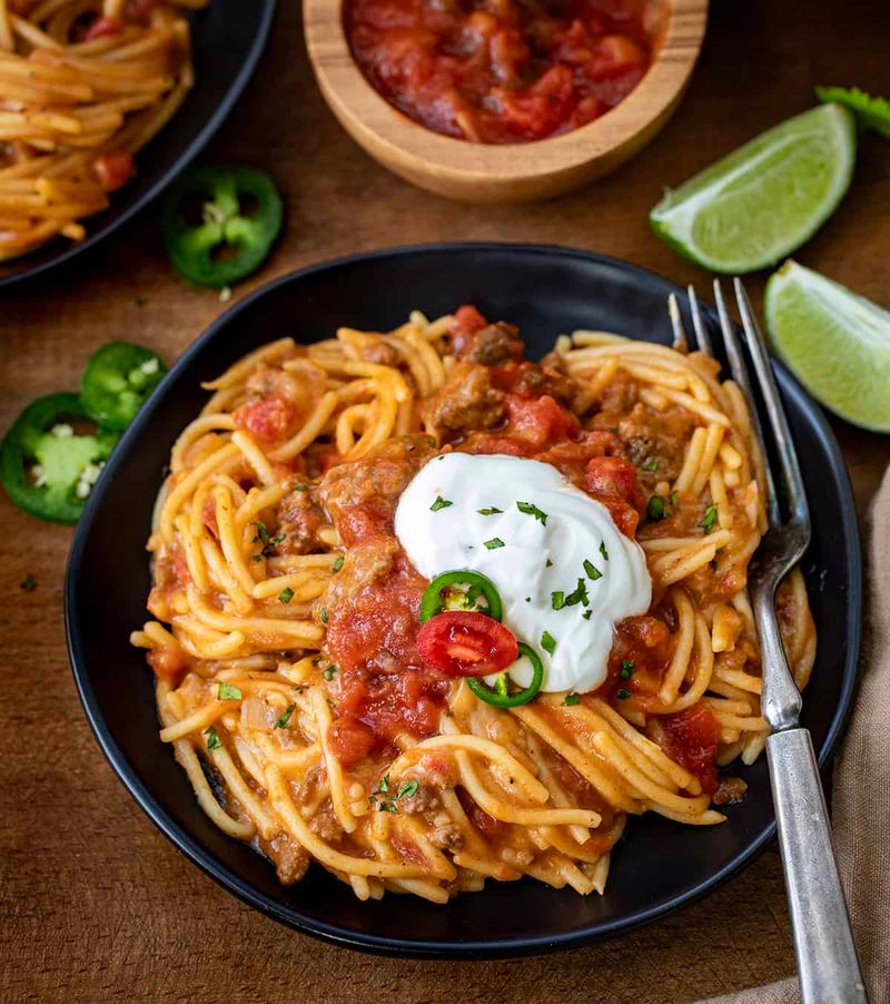 Spaghetti with Salsa and Cheese