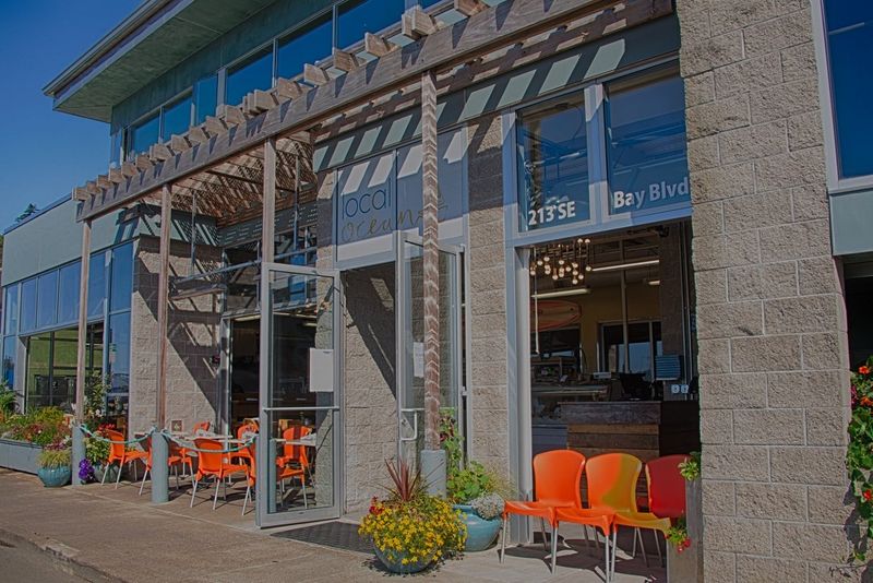 Local Ocean Seafoods (Newport)