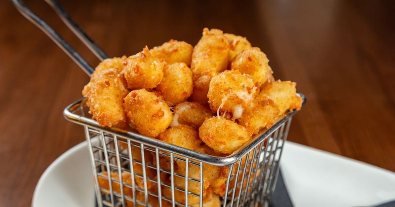 Wisconsin: Fried Cheese Curds