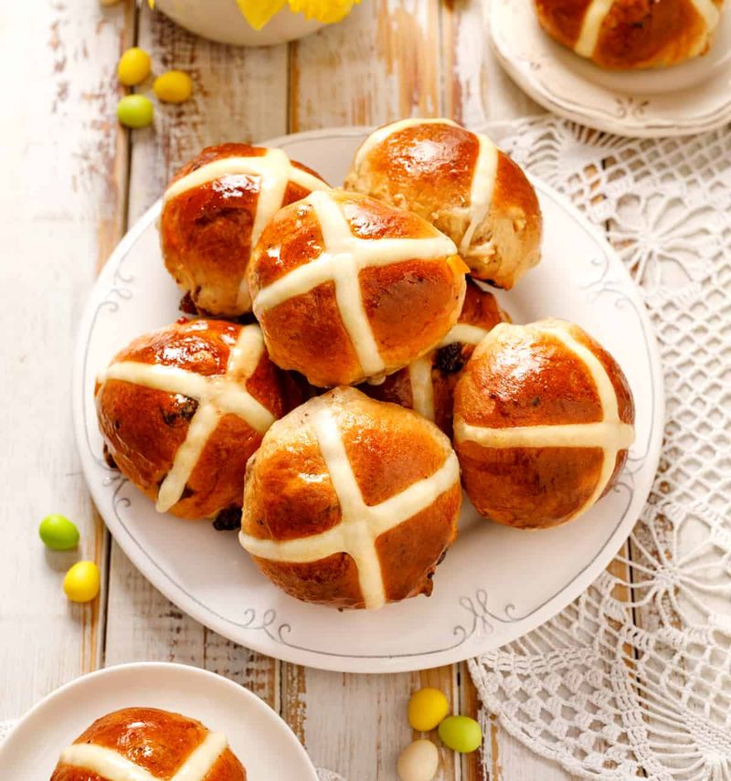 Hot cross buns