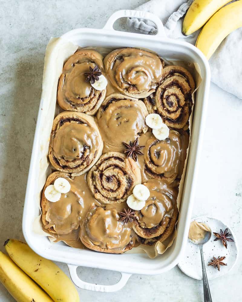 Banana cinnamon roll filling