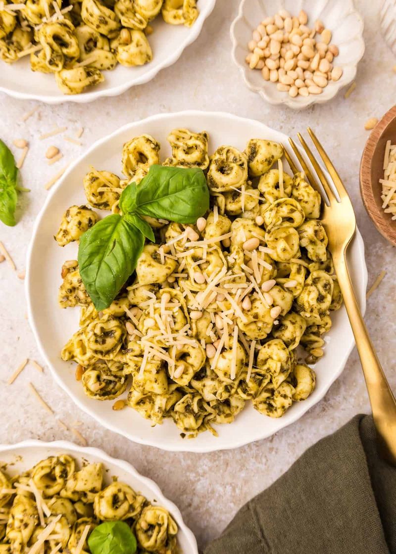 One-Pot Creamy Pesto Tortellini